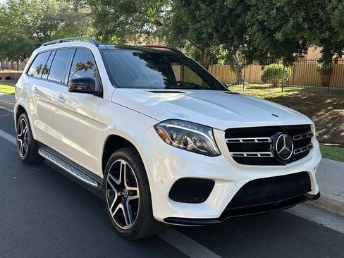 Used 2019 Mercedes-Benz GLS 550 4MATIC image 2