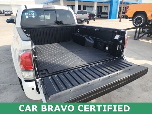 Used 2020 Toyota Tacoma TRD Sport image 14