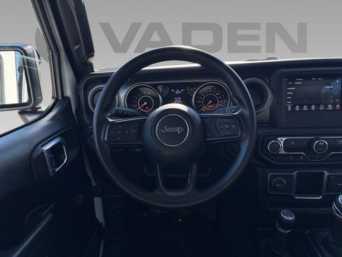 Used 2023 Jeep Gladiator Sport w/ Trailer Tow Package image 13