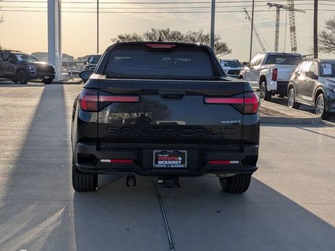 Used 2022 Hyundai Santa Cruz SEL Premium image 7