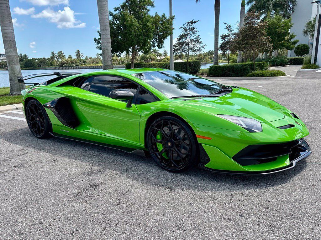 Used 2019 Lamborghini Aventador SVJ AWD/4WD image 5