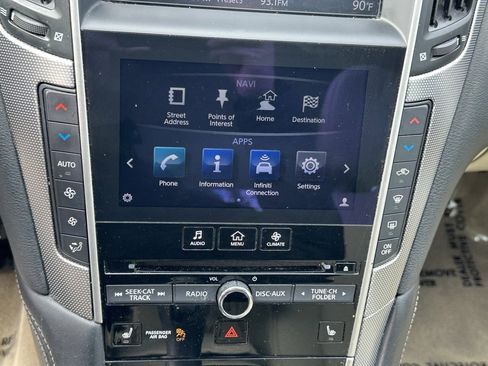 Used 2015 INFINITI Q50 Premium w/ Navigation Package image 29