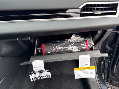 New 2026 Mitsubishi Outlander SEL AWD/4WD image 21