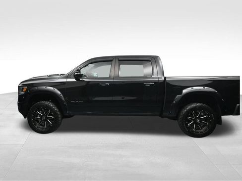 Used 2019 RAM 1500 Sport w/ Level 2 Equipment Group AWD/4WD image 2