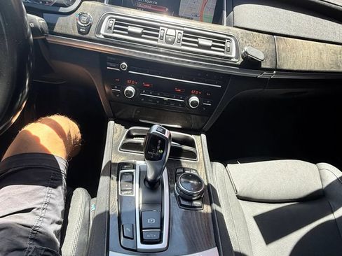 Used 2015 BMW 740i RWD image 9