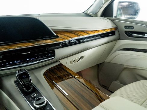 Used 2023 Cadillac Escalade Sport Platinum image 37