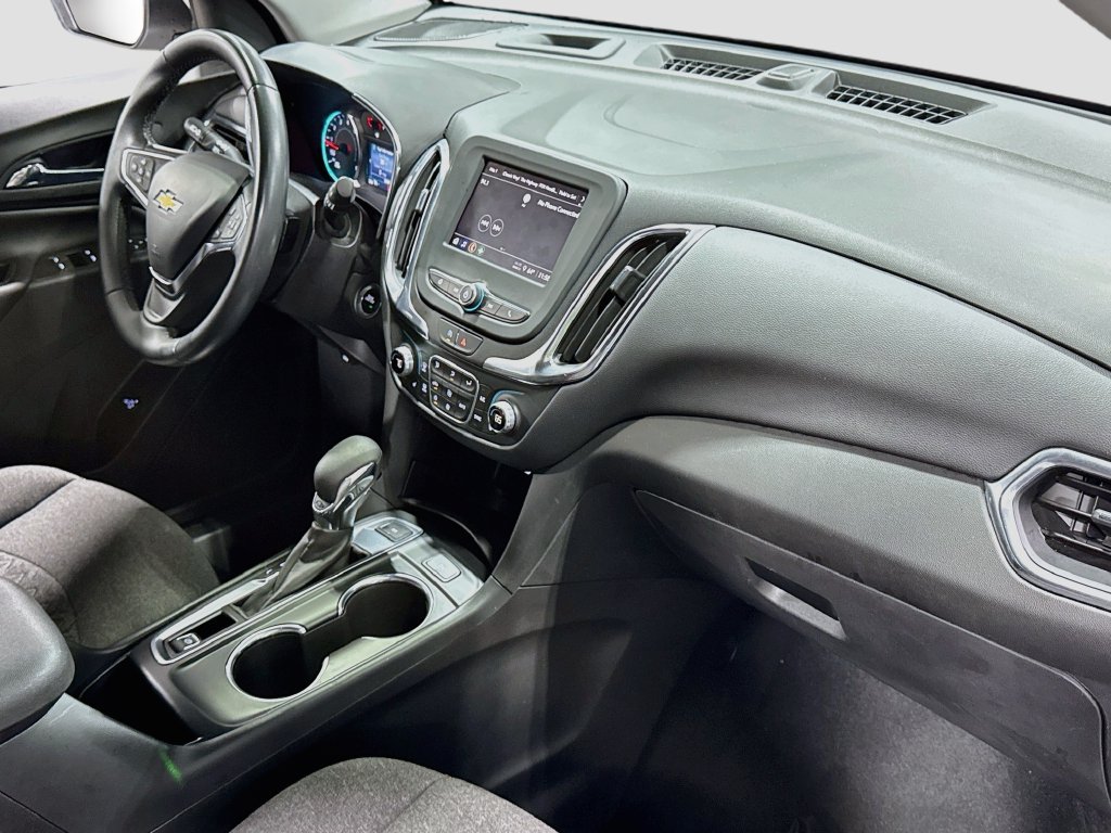 Used 2024 Chevrolet Equinox LT w/ Driver Convenience Package AWD/4WD image 34