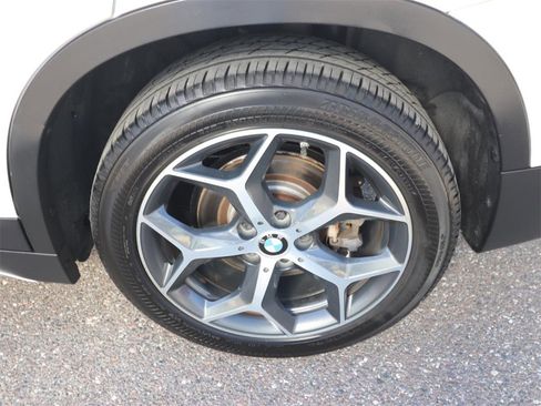 Used 2017 BMW X1 xDrive28i image 22