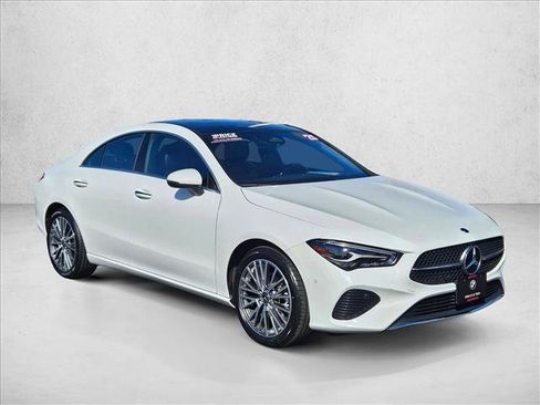 Used 2025 Mercedes-Benz CLA 250 image 3