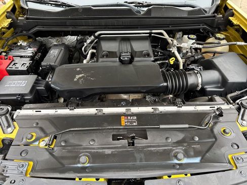 Used 2023 Chevrolet Colorado Trail Boss w/ Technology Package AWD/4WD image 53