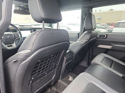 Used 2022 Ford Bronco Black Diamond image 25