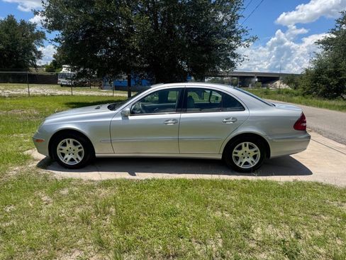Used 2003 Mercedes-Benz E 320 Sedan image 4