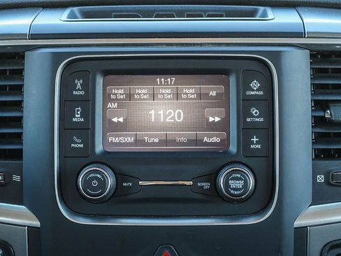 Used 2022 RAM 1500 Classic SLT image 15