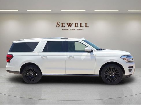 Used 2023 Ford Expedition Max Limited AWD/4WD image 5