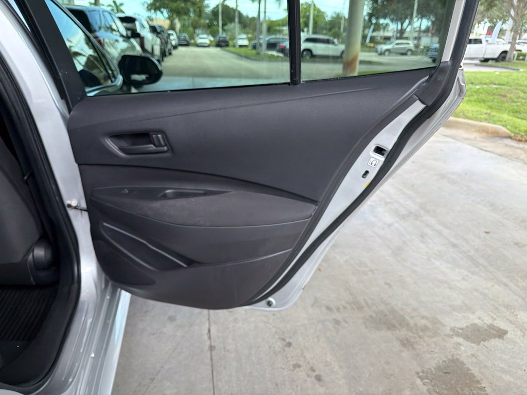 Used 2023 Toyota Corolla LE FWD image 30