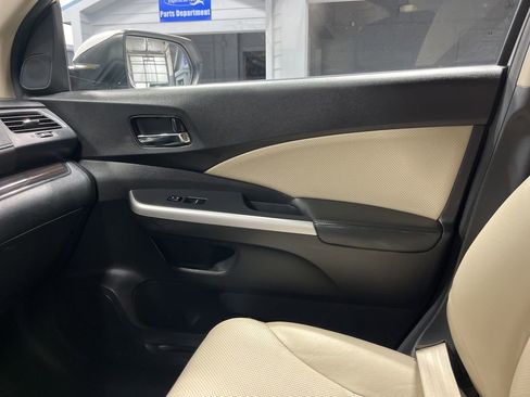 Used 2016 Honda CR-V Touring image 17