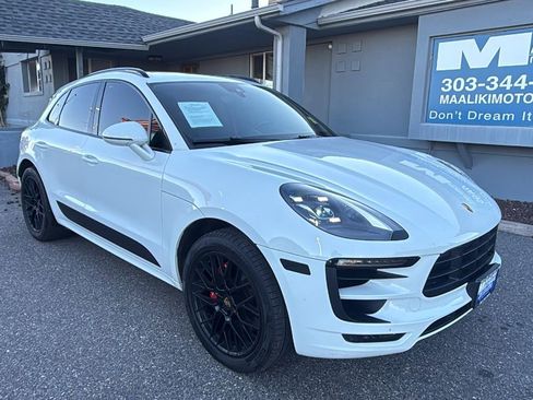 Used 2018 Porsche Macan GTS image 1