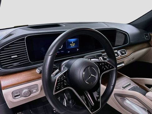 Certified 2026 Mercedes-Benz GLE 580 4MATIC image 4