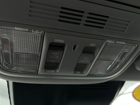 Used 2020 Honda CR-V EX image 24