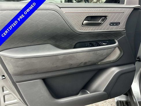 Certified 2025 INFINITI QX80 Autograph image 18