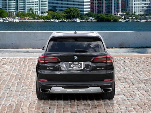 Used 2022 BMW X5 sDrive40i w/ Premium Package image 6
