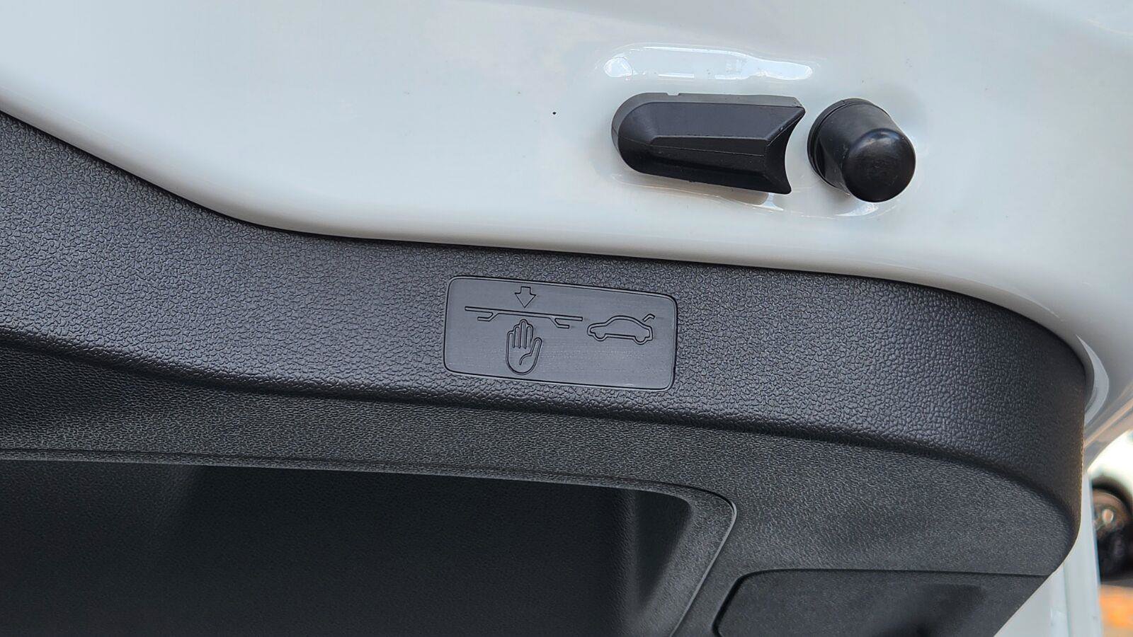 Certified 2026 Volkswagen Jetta SE FWD image 58