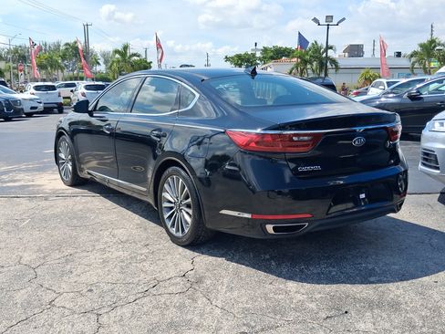 Used 2017 Kia Cadenza Technology FWD image 7