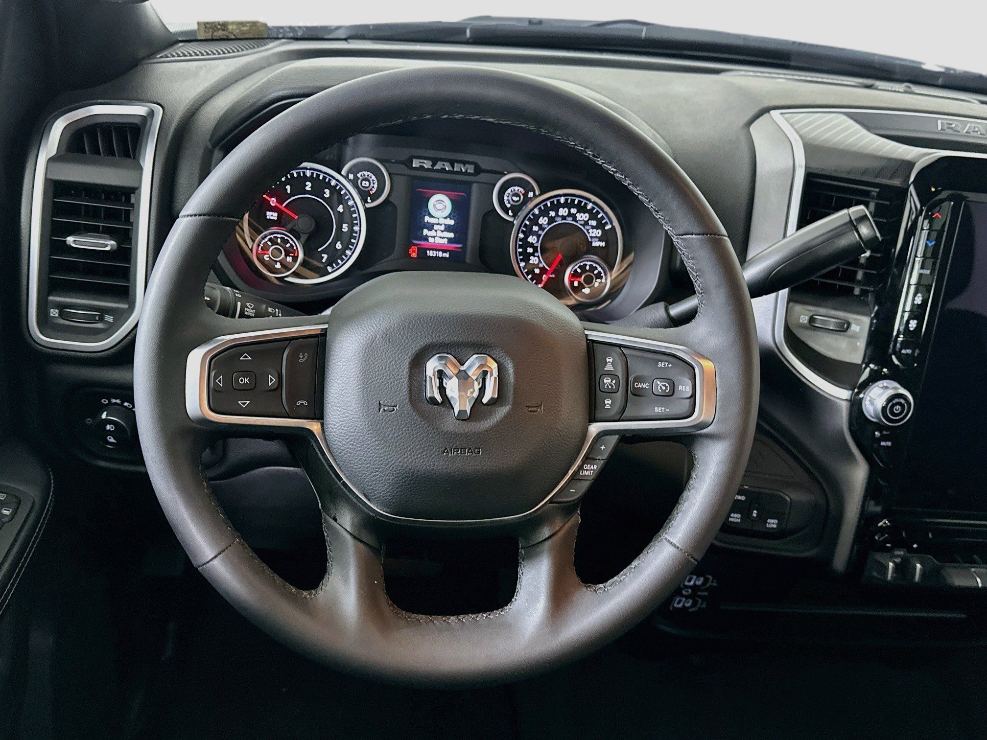 Used 2025 RAM 2500 Big Horn AWD/4WD image 17