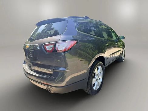 Used 2014 Chevrolet Traverse LTZ FWD image 9
