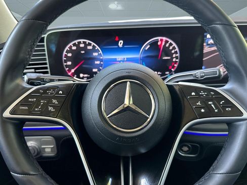 Certified 2024 Mercedes-Benz GLE 450e 4MATIC image 17