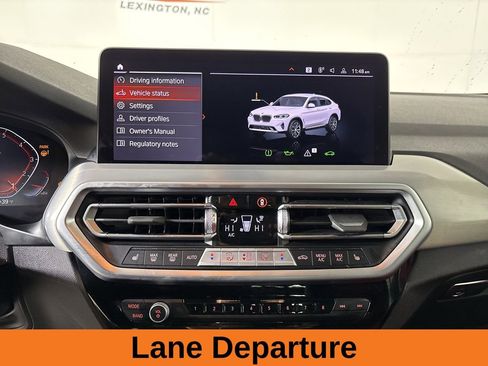 Used 2025 BMW X4 xDrive30i image 17