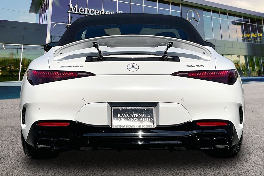 Certified 2022 Mercedes-Benz SL 55 AMG 4MATIC image 4
