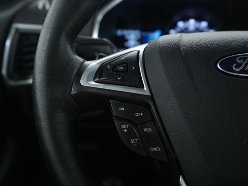 Used 2017 Ford Edge Titanium w/ Equipment Group 301A image 26