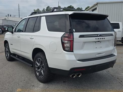 Used 2023 Chevrolet Tahoe Z71 w/ Z71 Off-Road Package AWD/4WD image 3
