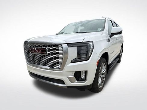 Used 2022 GMC Yukon Denali w/ Max Trailering Package AWD/4WD image 3