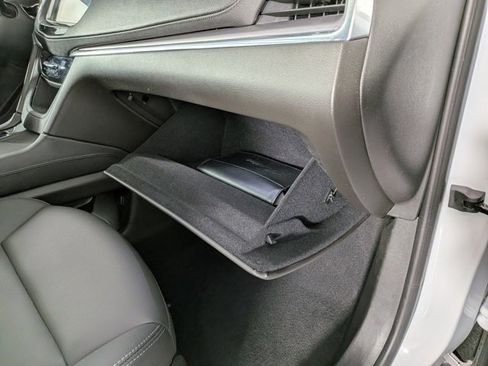 Certified 2023 Cadillac XT5 Luxury w/ LPO, Floor Liner Package image 32