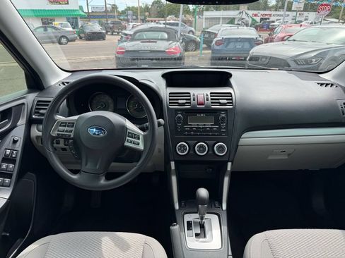 Used 2015 Subaru Forester 2.5i Premium AWD/4WD image 14
