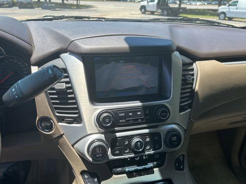 Used 2015 GMC Yukon SLT w/ Open Road Package AWD/4WD image 19