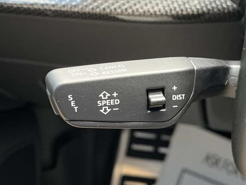 Used 2023 Audi SQ7 Prestige AWD/4WD image 43
