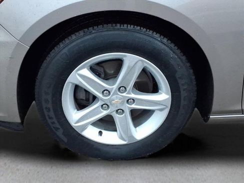 Used 2022 Chevrolet Malibu LS w/ LPO, Convenience Package 1 image 10