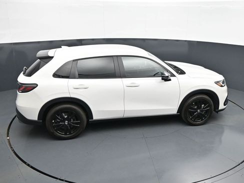 Used 2026 Honda HR-V Sport image 27