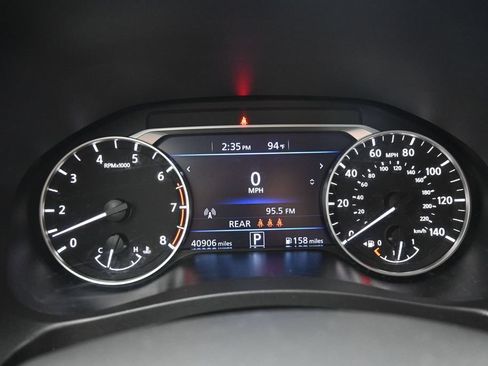 Used 2025 Nissan Altima 2.5 SV FWD image 12
