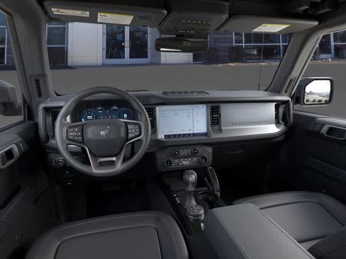 New 2026 Ford Bronco Badlands image 9