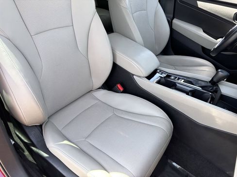 Used 2025 Honda Accord EX-L image 8