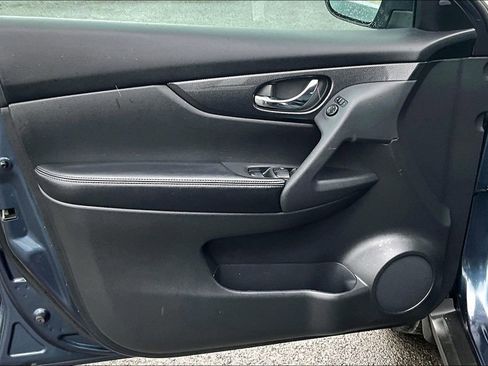Used 2016 Nissan Rogue SL w/ SL Premium Package AWD/4WD image 23
