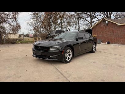 Used 2016 Dodge Charger SXT