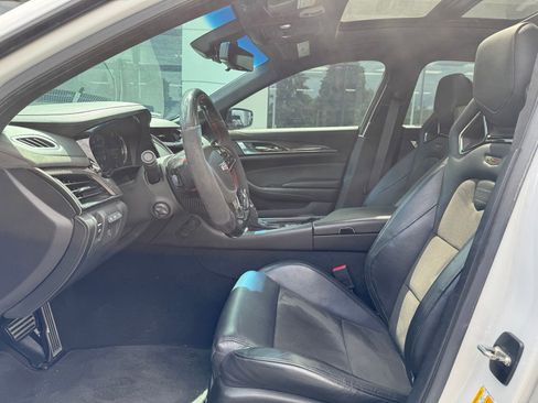 Used 2018 Cadillac CTS V w/ Carbon Fiber Package RWD image 3