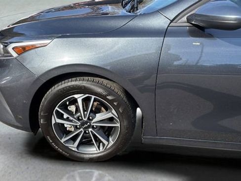 Used 2024 Kia Forte LXS image 32