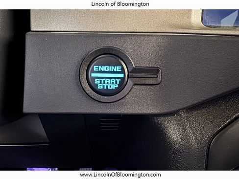 Used 2025 Ford Bronco Outer Banks AWD/4WD image 47