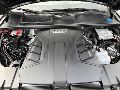 Used 2019 Audi Q7 3.0T Prestige image 21